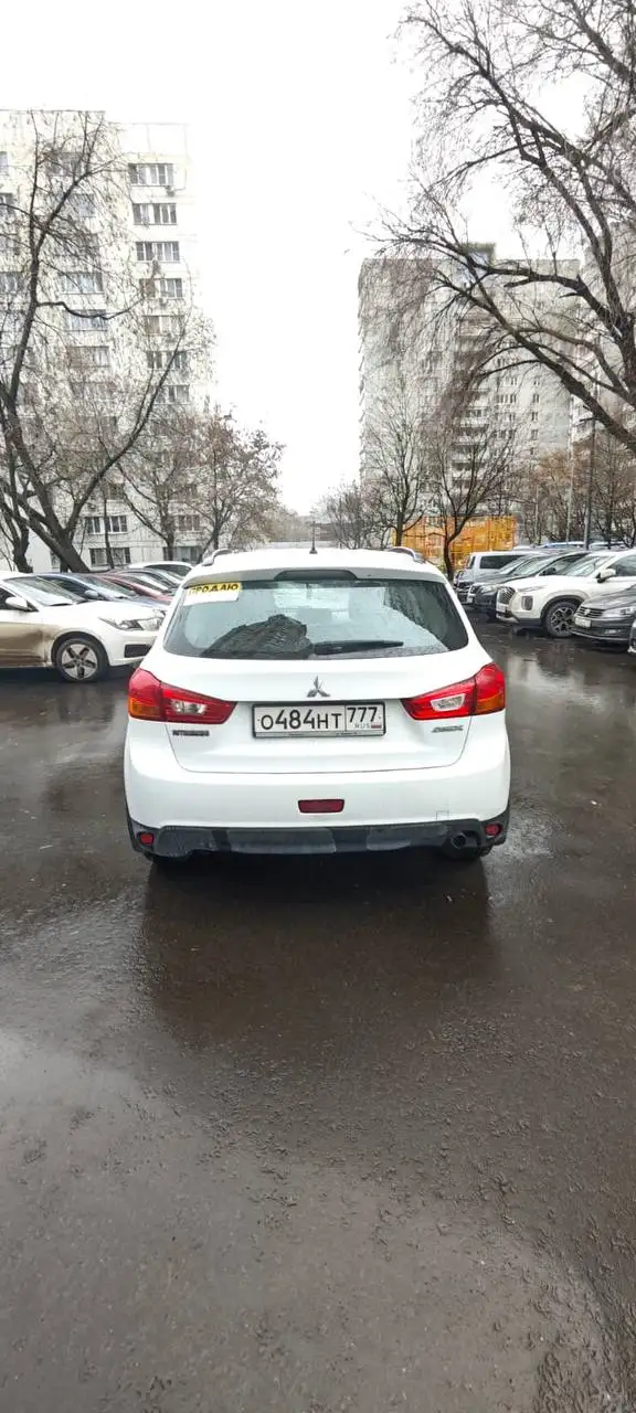 Продажа автомобиля 2015 года с пробегом 119 тысяч км - Легковые автомобили (Авто) в Москва