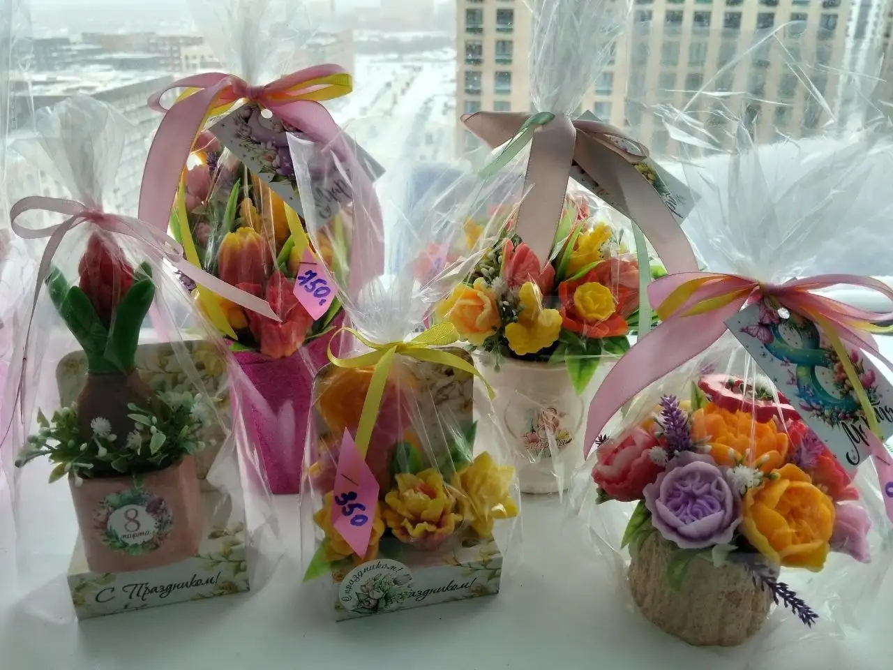 Мыло ручной работы и съедобные букеты из зефира - Барахолка в Одинцово