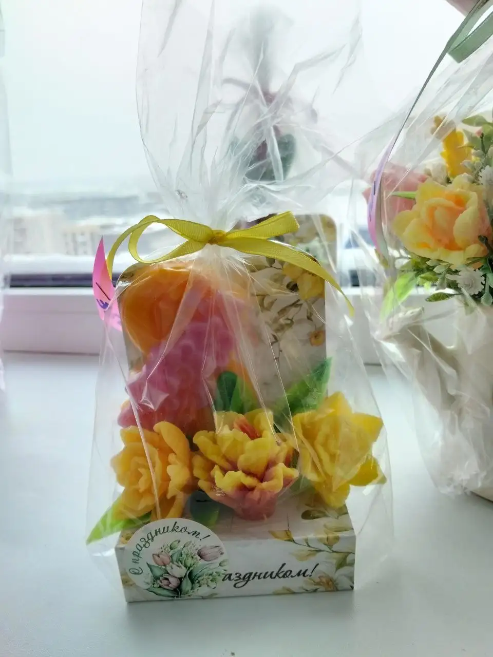 Мыло ручной работы и съедобные букеты из зефира - Барахолка в Одинцово