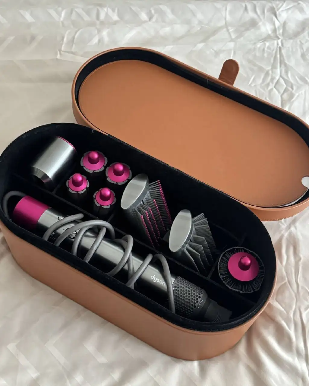 Стайлер Dyson ОРИГИНАЛ Б/у в хорошем состоянии - Барахолка в Москва