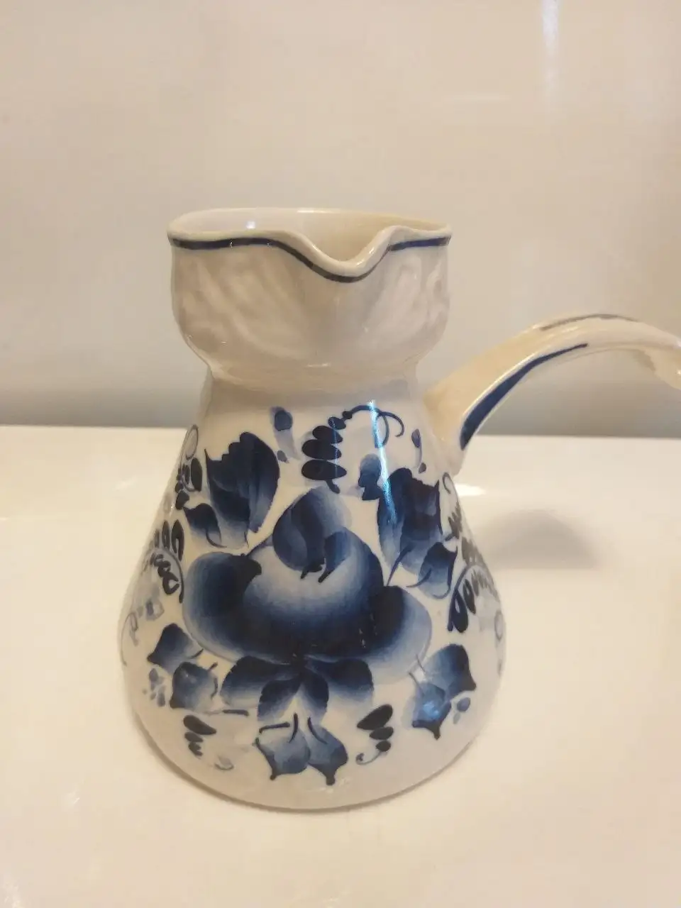 Посуда гжель и книга - Барахолка в Москва