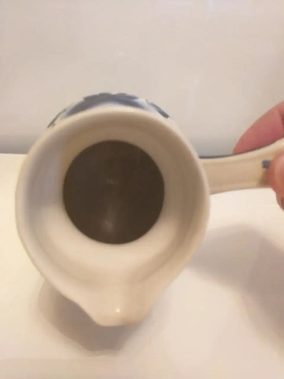 Посуда гжель и книга - Барахолка в Москва