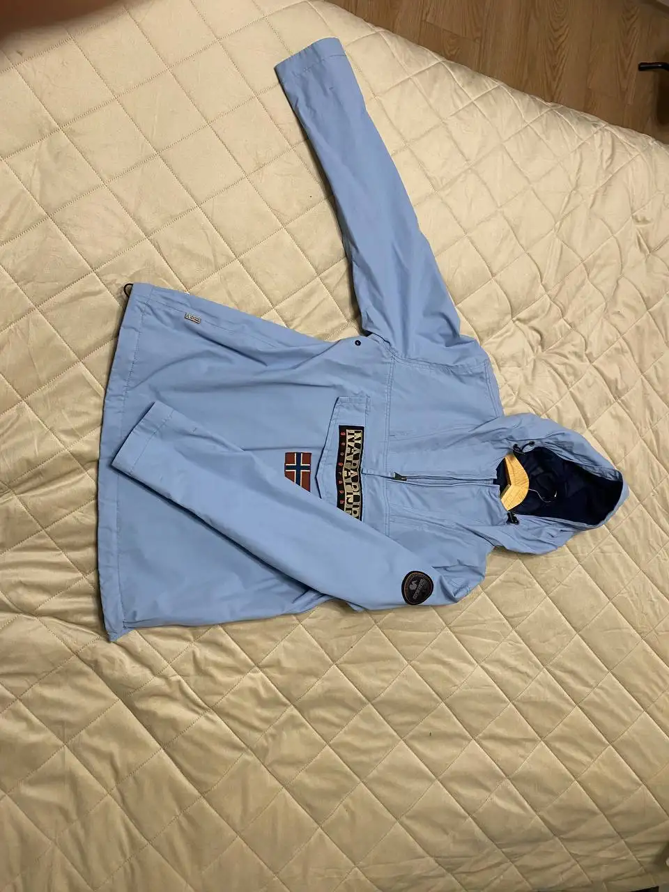 Куртки Napapijiri и Wekkend Offender б/у - Верхняя одежда (Одежда) в Москва