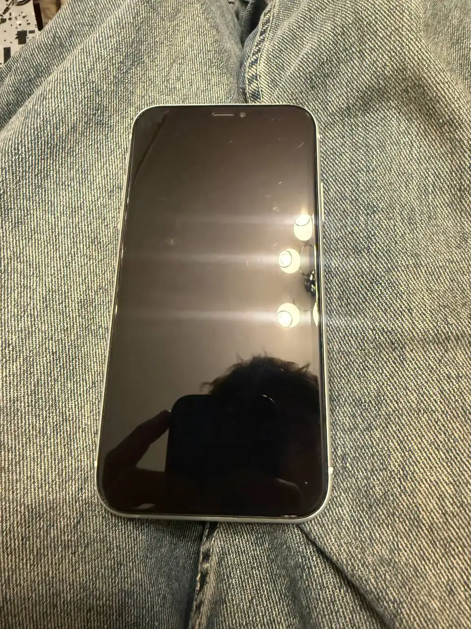 Срочно продам iPhone 64 ГБ - Смартфоны (Электроника) в Москва