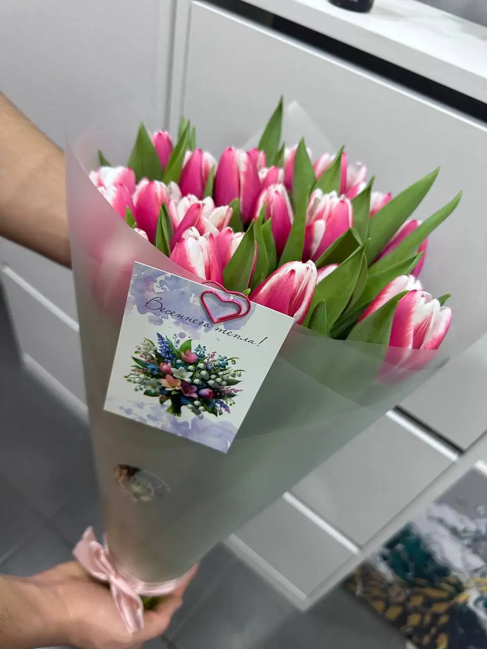 Тюльпаны к 8 Марта с брендированием и доставкой - Цветы (Хобби и отдых) в Москва