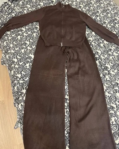 Женский костюм, размер М, в идеальном состоянии - Нижнее белье в Москва