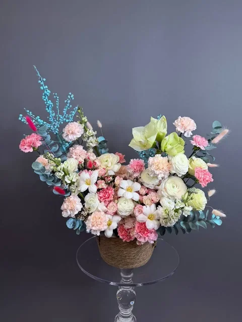 Sofiya Bouquet - цветочный магазин с доставкой - Часы в Москва