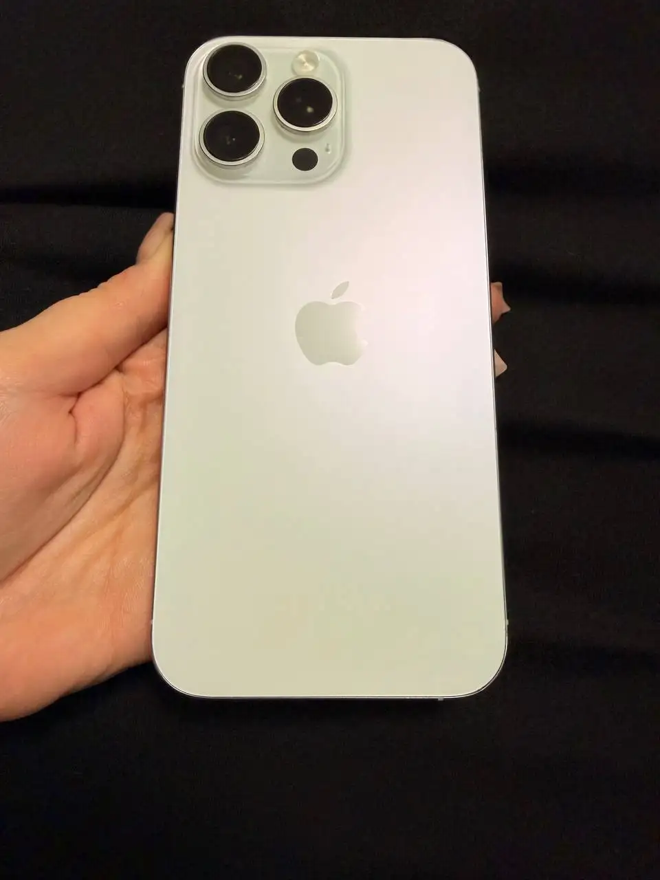 iPhone 16 Pro Max белый 256 ГБ - Смартфоны (Электроника) в Москва