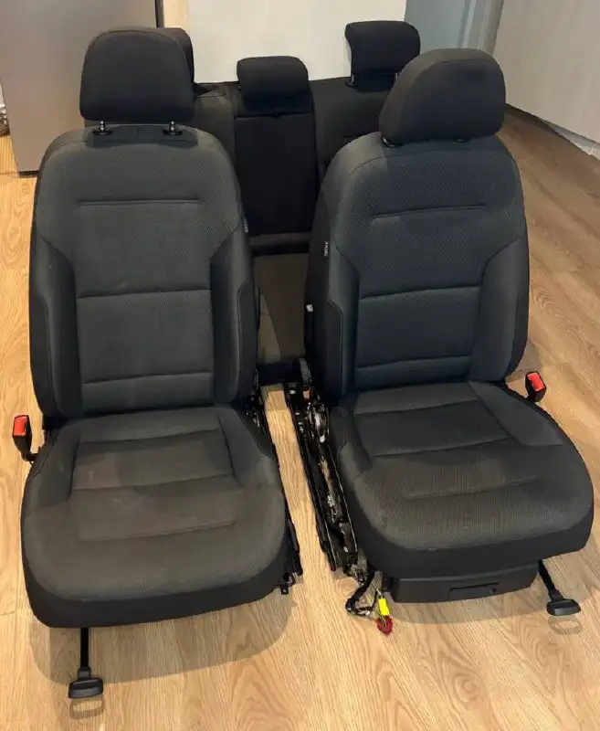 Продам салон GOLF 7 - Запчасти (Авто) в Москва