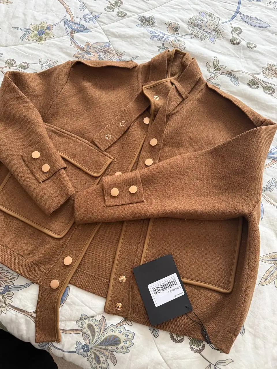 Стильный бомбер новый с биркой - Верхняя одежда (Одежда) в Москва