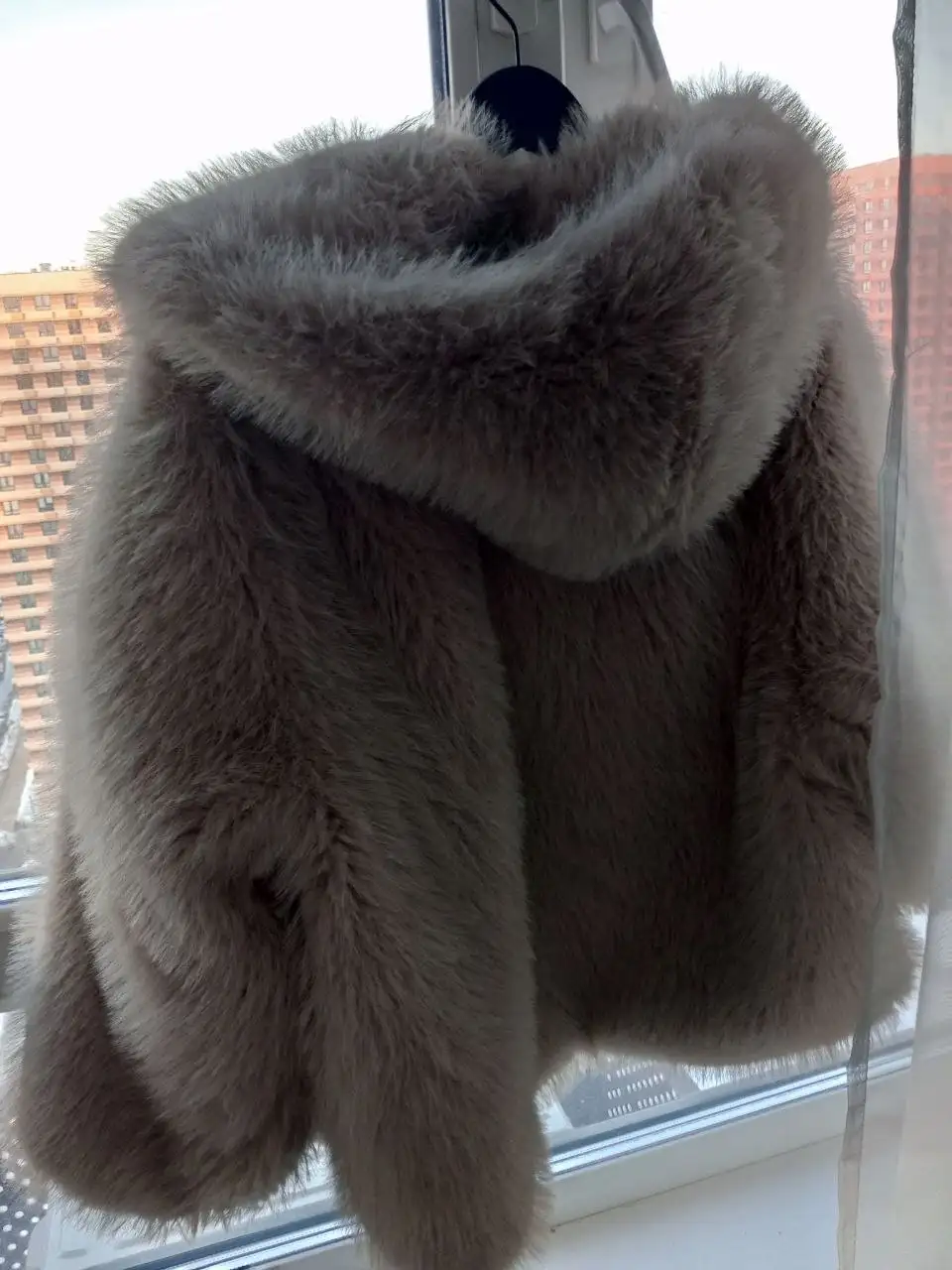 Продам шубу из экомеха, размер М - Верхняя одежда (Одежда) в Москва