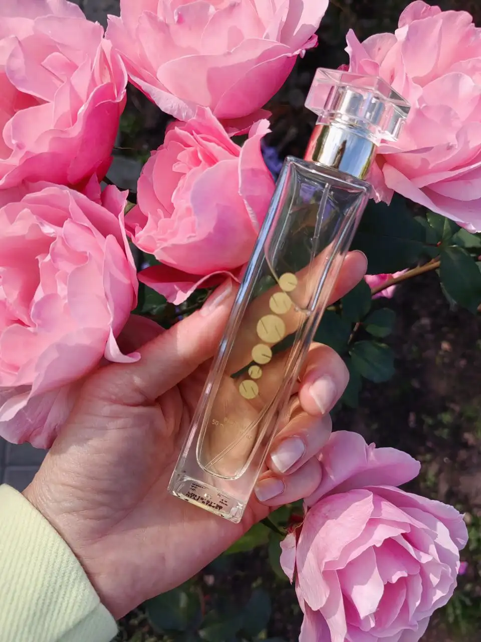 Номерной парфюм премиум класса ESSENS - Парфюмерия (Красота и здоровье) в Москва