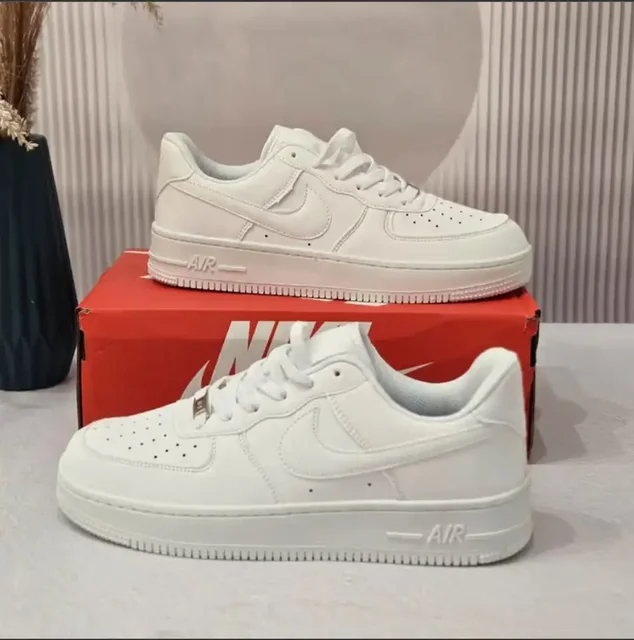 Кроссовки NIKE AIR FORCE оригинального качества - Женская в Москва