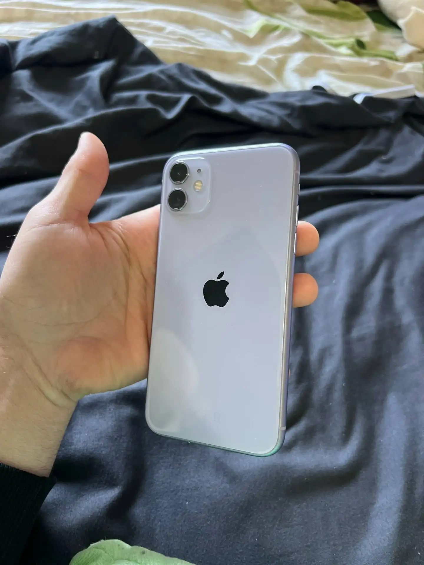 Продам iPhone 11 сиреневый 128 Гб - Смартфоны (Электроника) в Москва