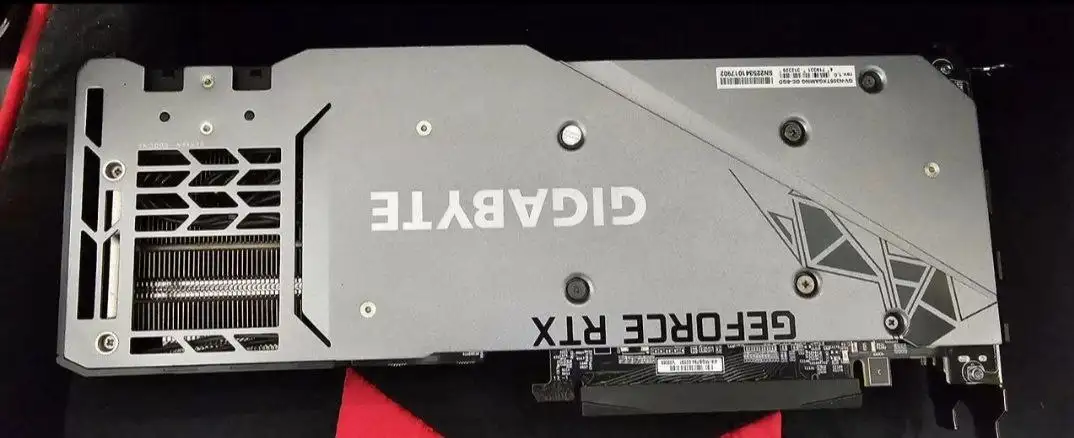 Видеокарта RTX 3060 Ti Gigabyte D6X 8GB - Компьютерные комплектующие (Электроника) в Москва