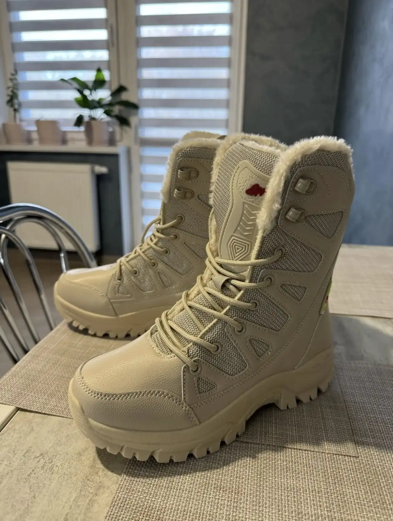 Новые зимние ботинки с мехом, 43 размер - Обувь (Одежда) в Мытищи