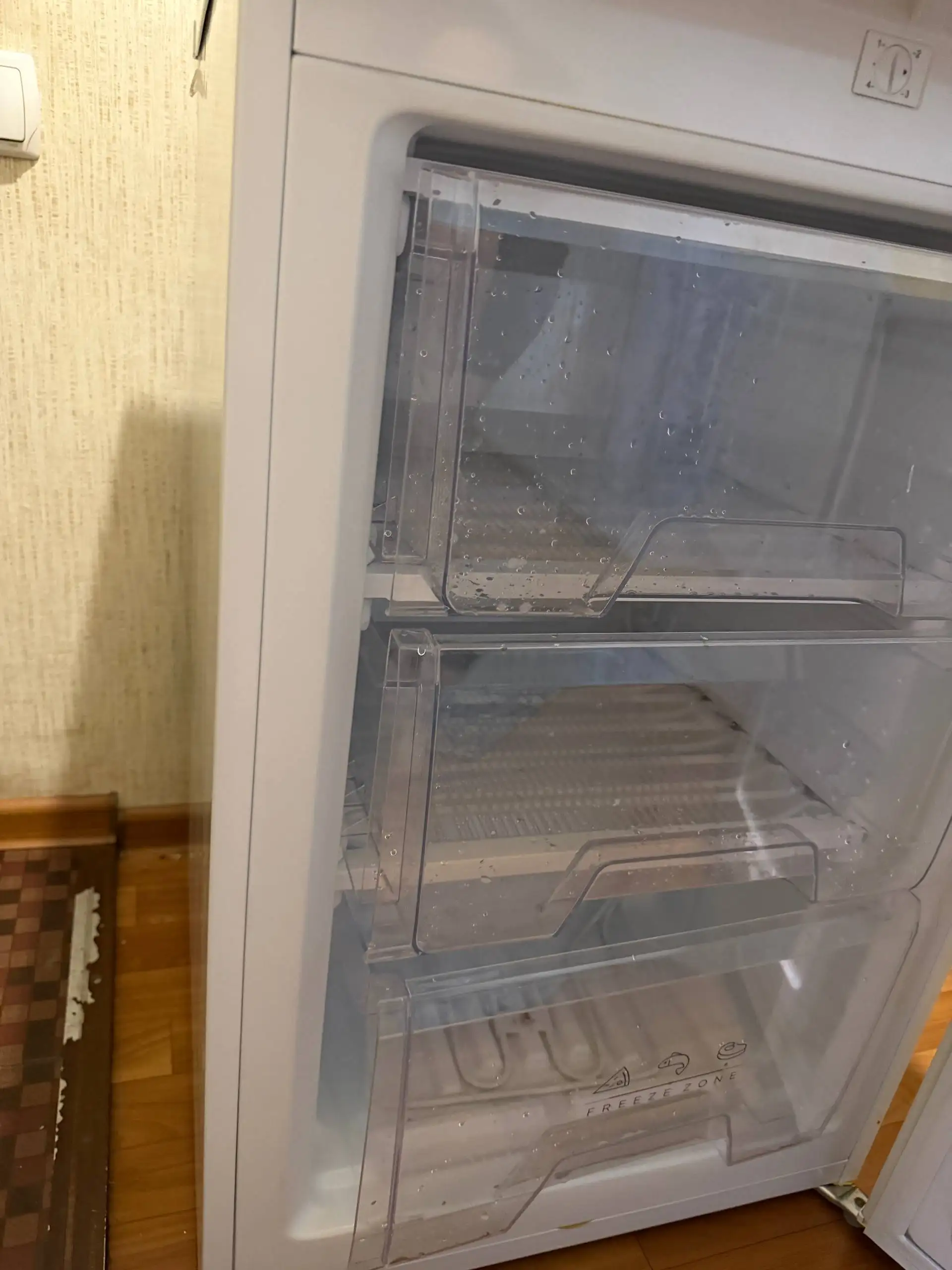 Морозильная камера в отличном состоянии - Бытовая техника (Для дома и дачи) в Москва