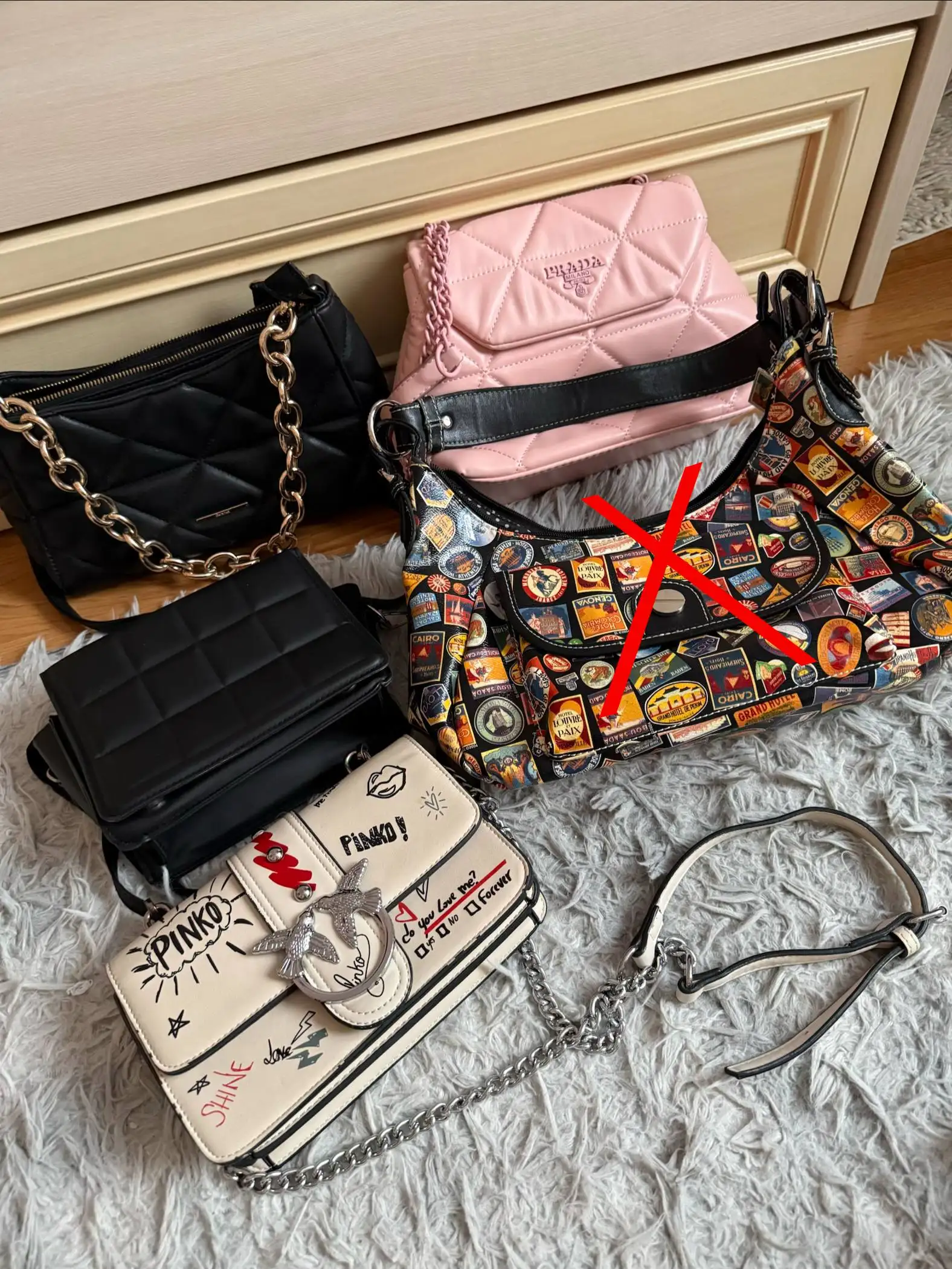 Продажа женских сумок б/у - Сумки (Барахолка) в Москва