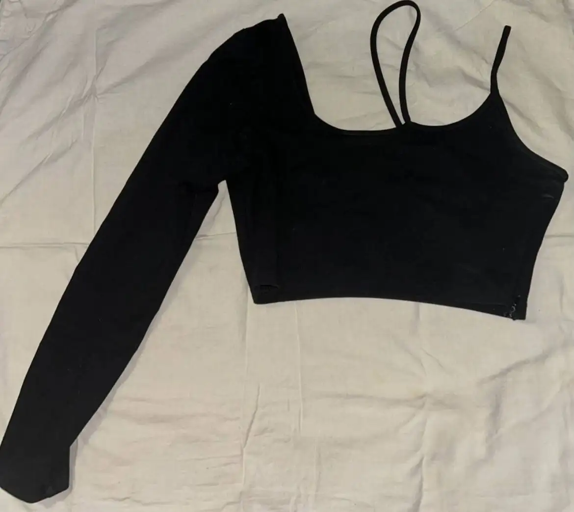 Продам топ с молнией - Верхняя одежда (Одежда) в Москва