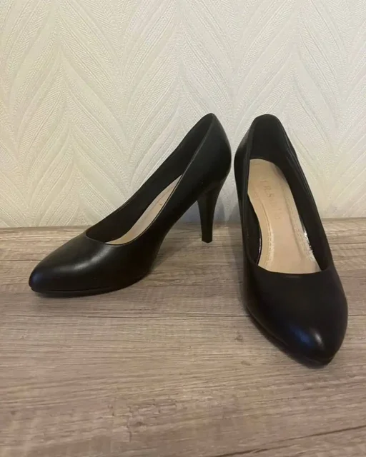 Туфли черные на каблуке 9 см - Спортивная обувь в Москва