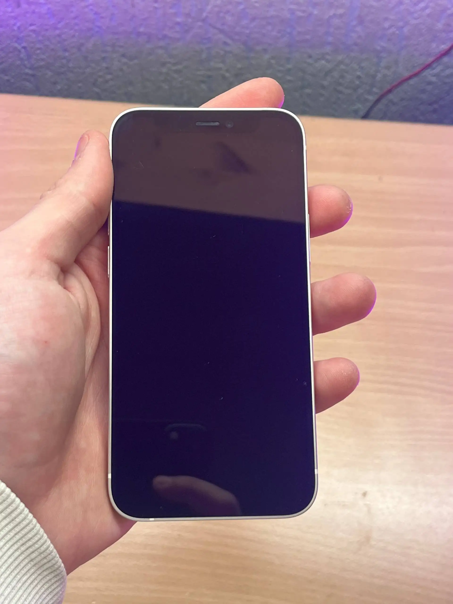 Продажа iPhone 12 mini и iPhone 13 mini - Смартфоны (Электроника) в Москва