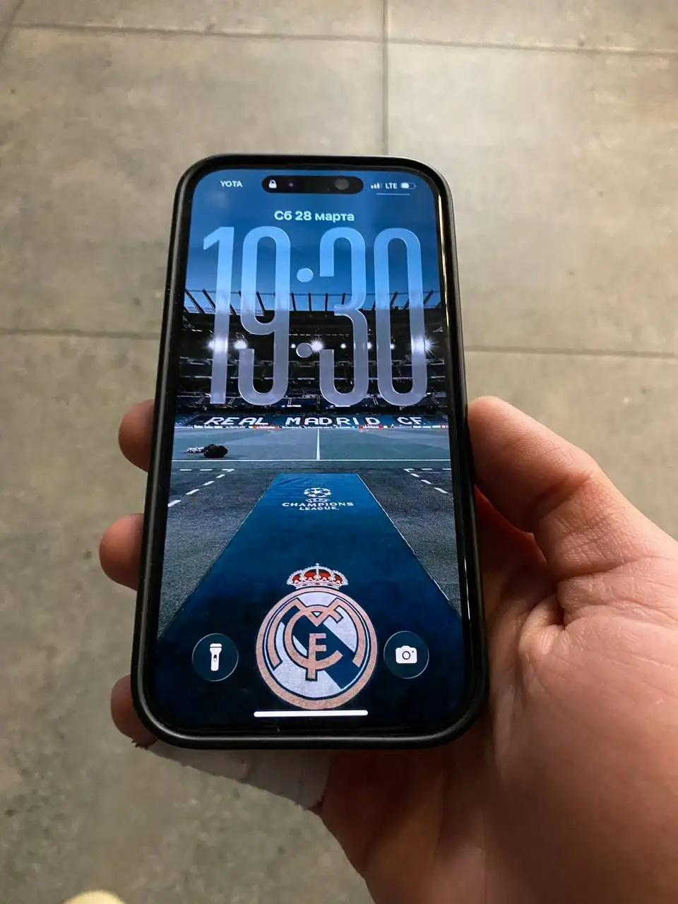 Продажа iPhone 13 Pro и 14 Pro в идеальном состоянии - Смартфоны (Электроника) в Москва