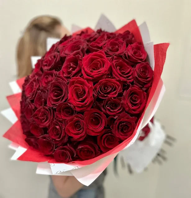 Продажа роз Эквадор 60 см - Куклы в Москва