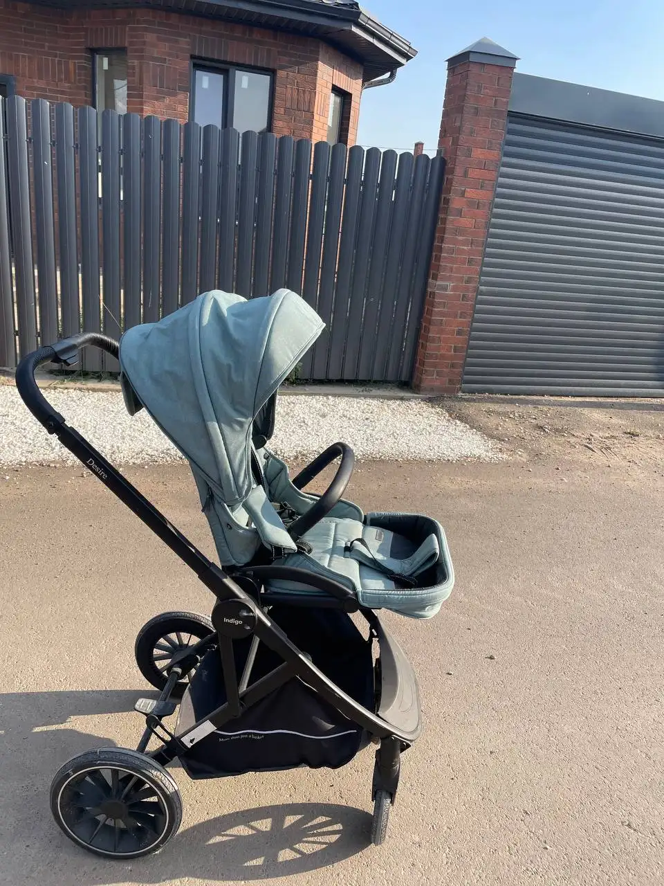 Колясочка в хорошем состоянии 2 блока - Товары для детей в Москва