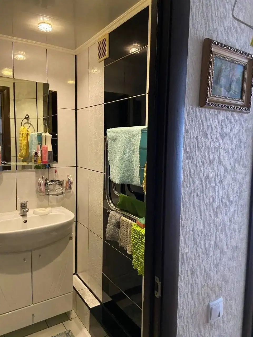 Срочно сдается 2 комнатная у метро Калужская - Аренда квартир (Недвижимость) в Москва