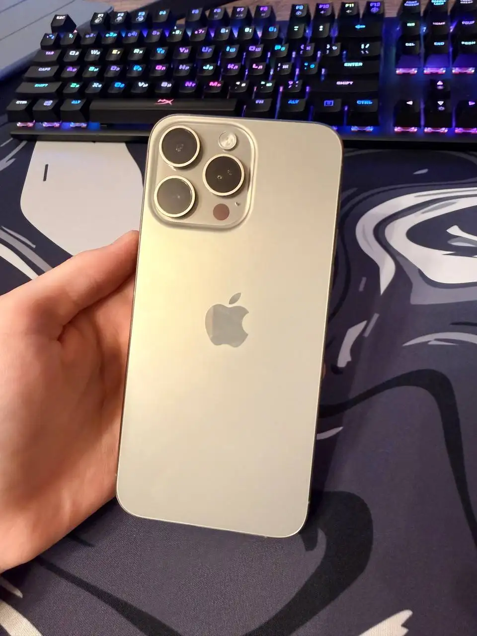 iPhone 15 Pro Max 256 ГБ серый - Смартфоны (Электроника) в Москва