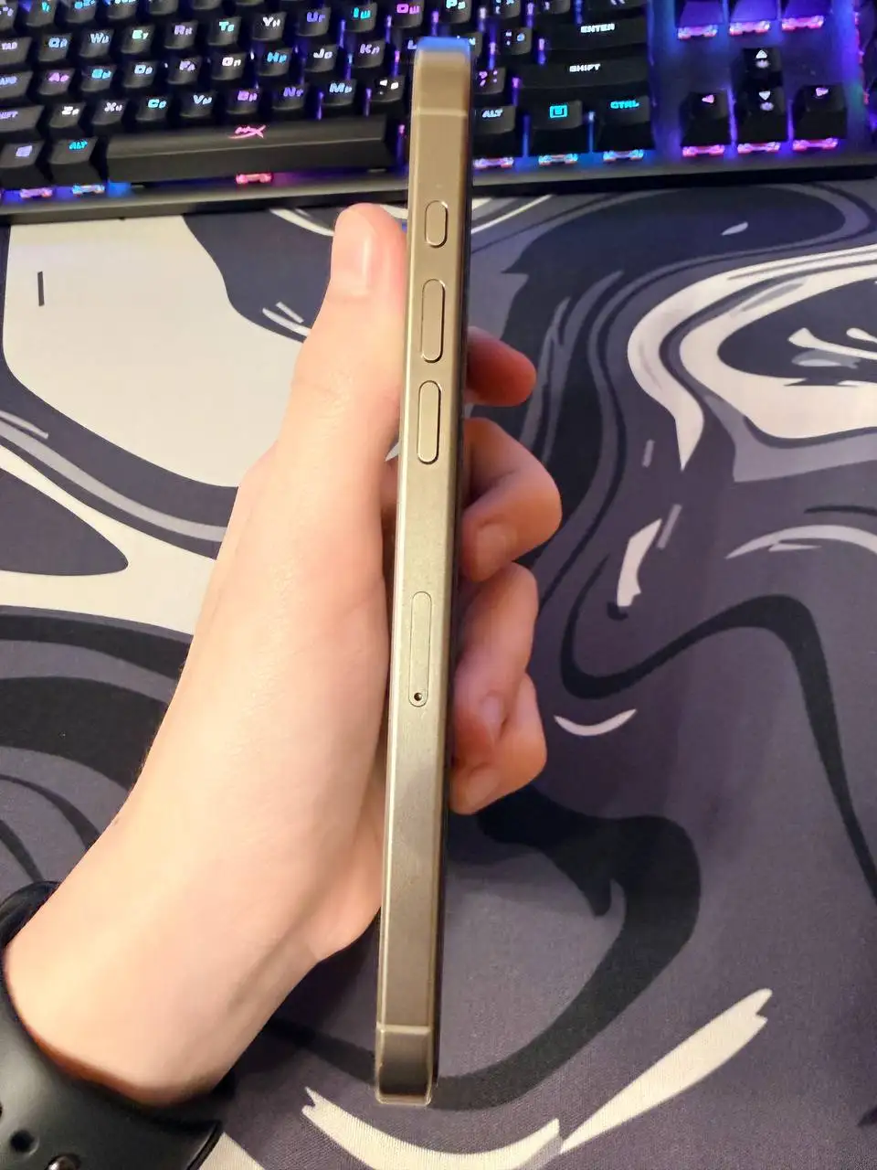 iPhone 15 Pro Max 256 ГБ серый - Смартфоны (Электроника) в Москва