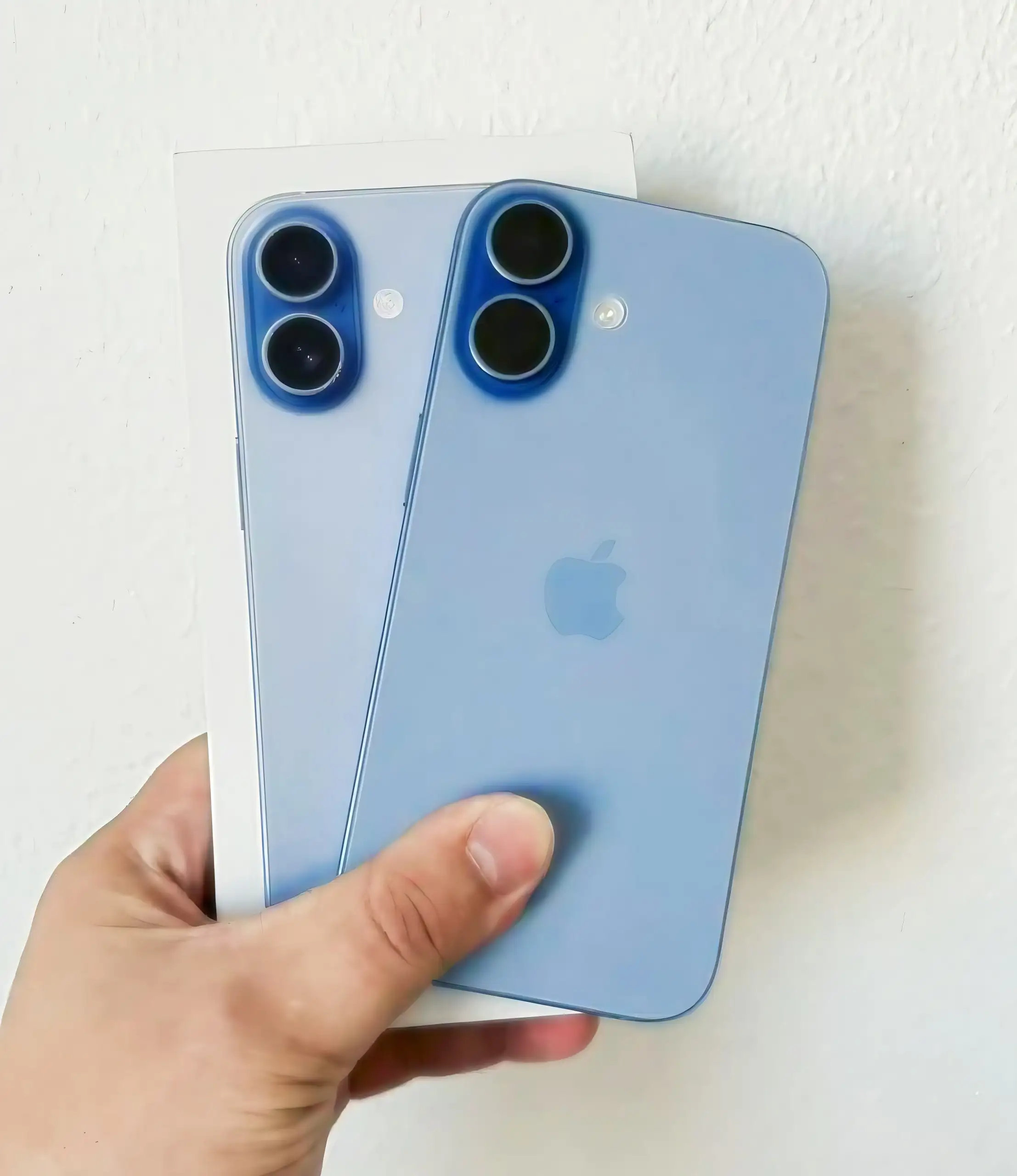 Продам IPhone 17 256GB в Москве - Смартфоны (Электроника) в Москва