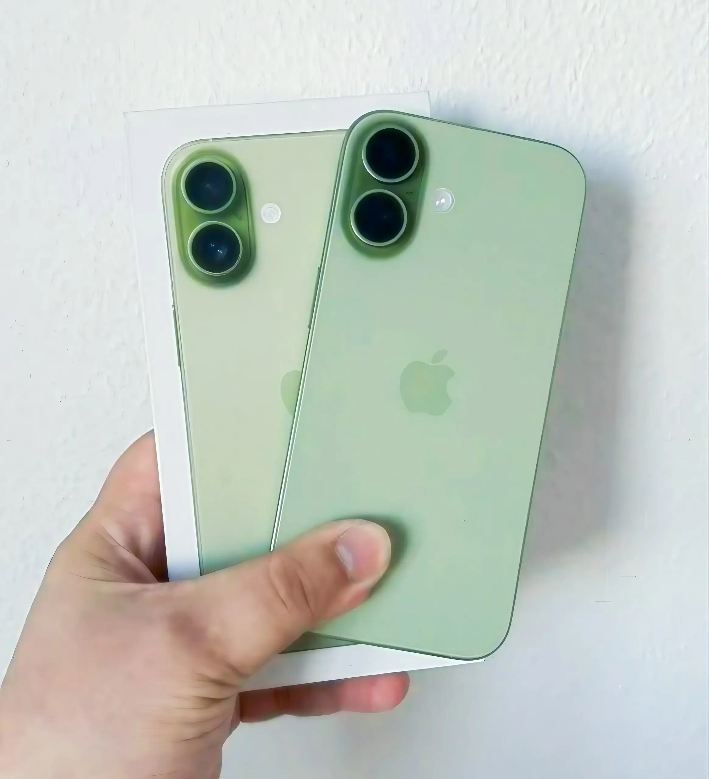 Продам IPhone 17 256GB в Москве - Смартфоны (Электроника) в Москва