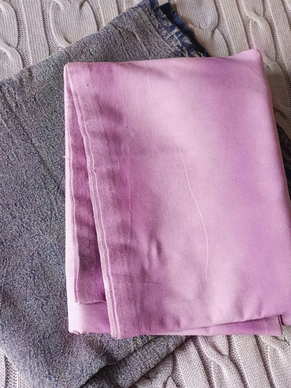 Продажа двух отрезов джинсовой ткани - Ткани (Одежда) в Москва