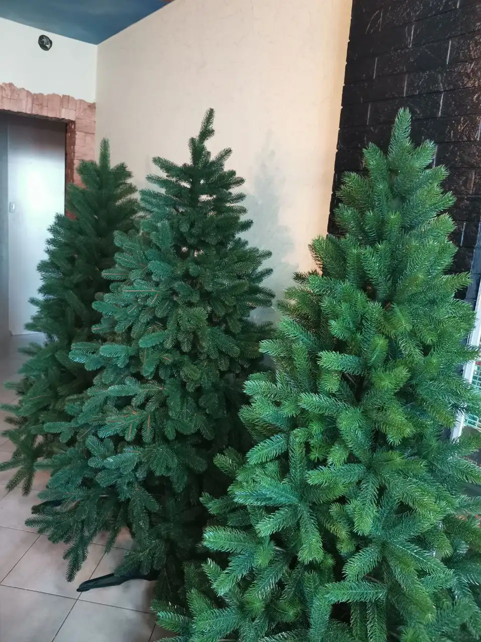 Финальная распродажа литых елей из силикона