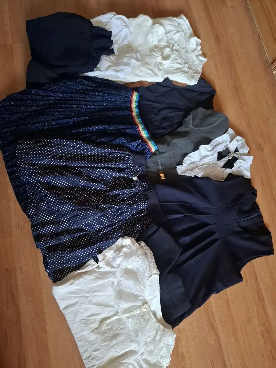 Школьная одежда пакетом на рост 128 и 134 - Детская одежда (Одежда) в Ярославль