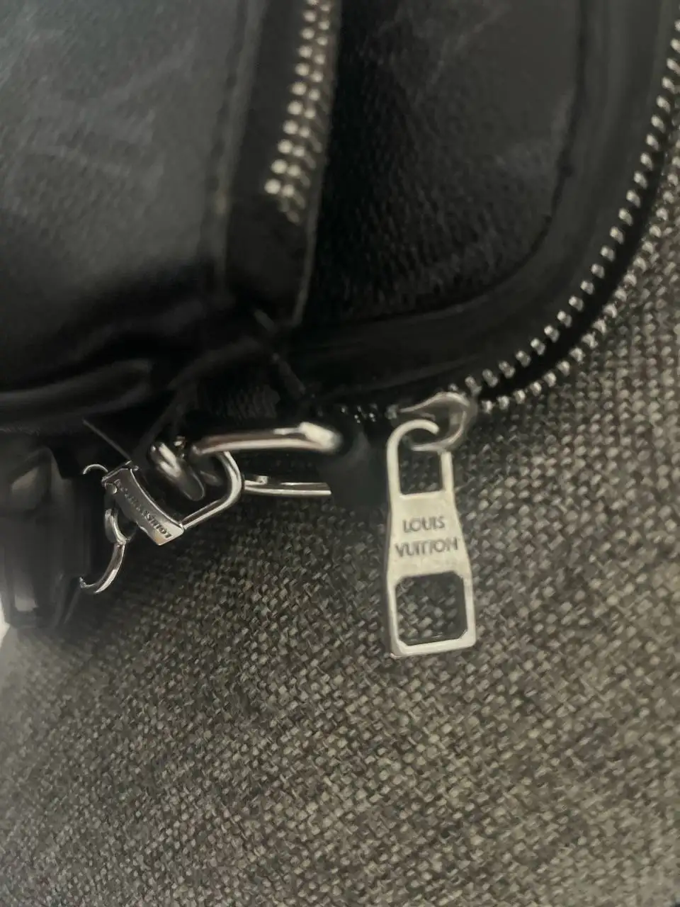 Сумка Louis Vuitton в идеальном состоянии - Аксессуары (Одежда) в Ярославль