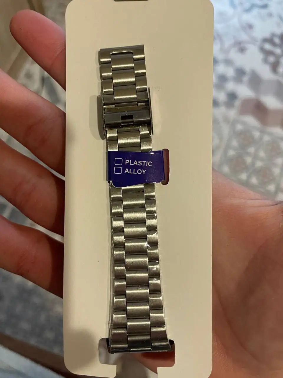 Продажа товаров различных цветов - Барахолка в Ярославль