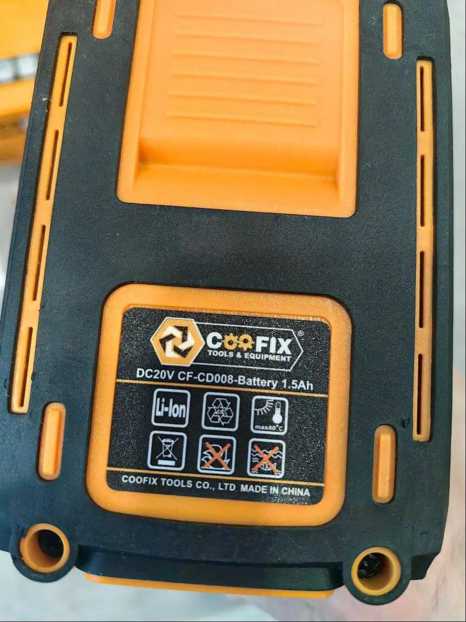 Шуруповерт новый с аккумулятором и зарядкой - Инструменты (Электроника) в Ярославль