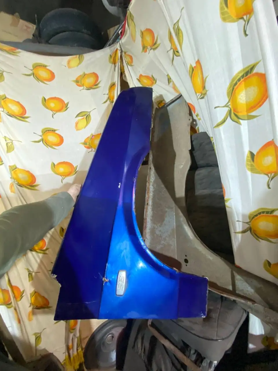 Продажа крыльев и поиск двери на ВАЗ 2109 - Автозапчасти (Запчасти) в Ярославль