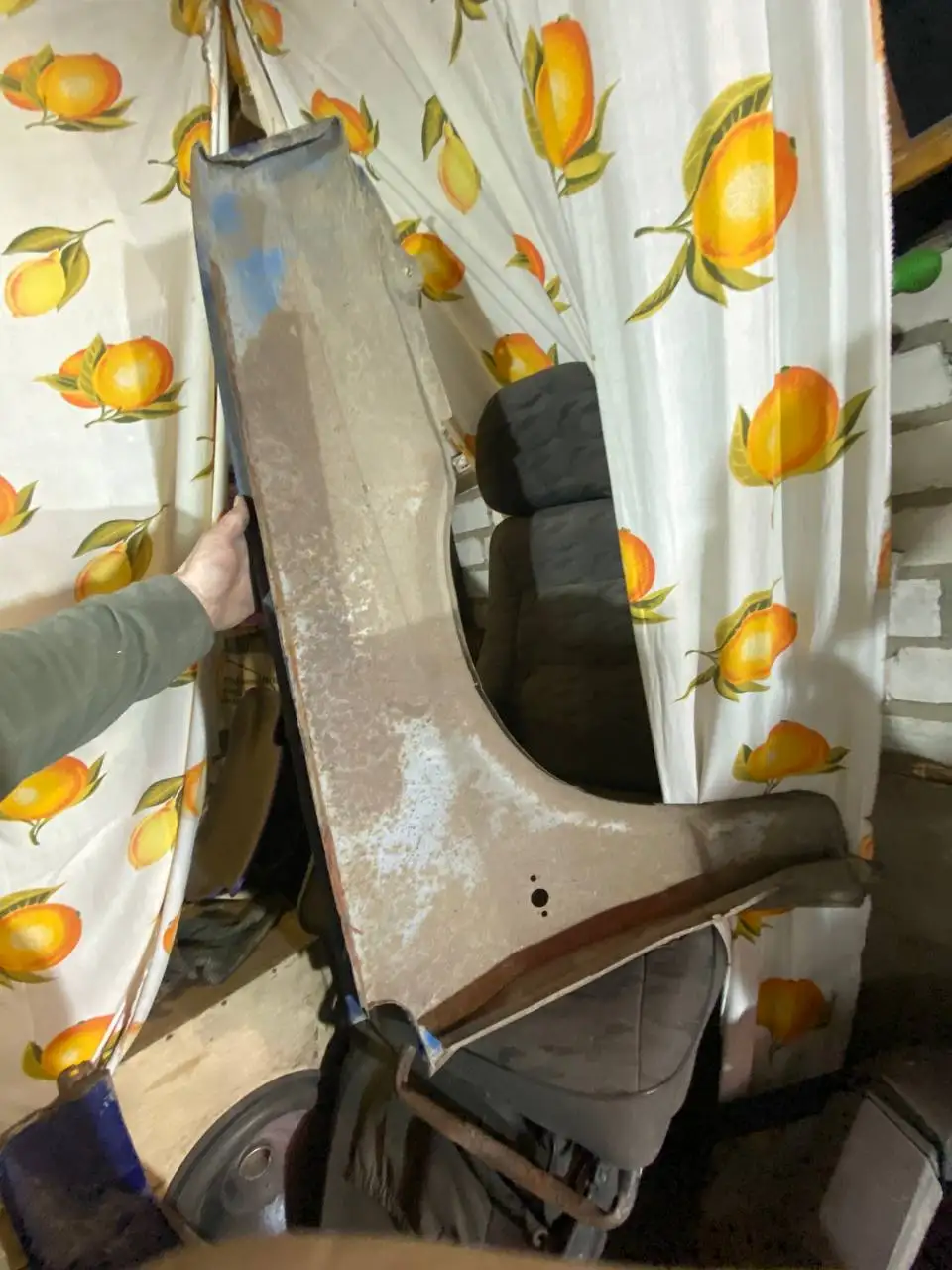 Продажа крыльев и поиск двери на ВАЗ 2109 - Автозапчасти (Запчасти) в Ярославль