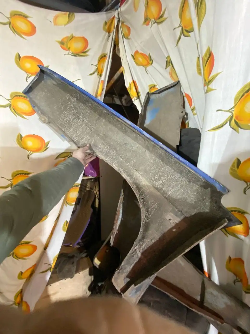 Продажа крыльев и поиск двери на ВАЗ 2109 - Автозапчасти (Запчасти) в Ярославль