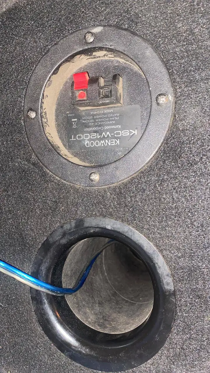 Продам лампочки H4, буфер, усилитель - Автозапчасти и аксессуары (Авто) в Ярославль