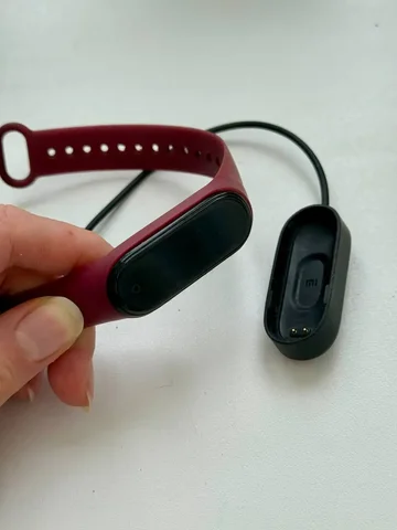 Часы Mi Band 4 с функцией измерения пульса - Умные часы и браслеты в Ярославль