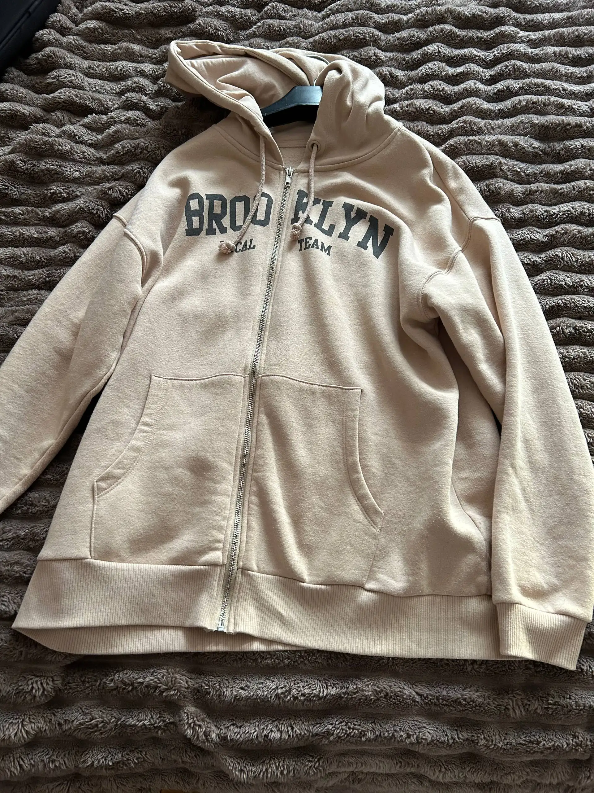 Распродажа одежды в Ярославле - Одежда в Ярославль