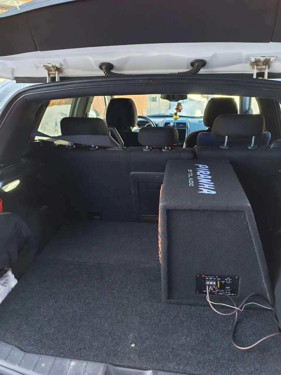 Продажа новых сабвуферов Piranha - Аудиотехника (Электроника) в Ярославль