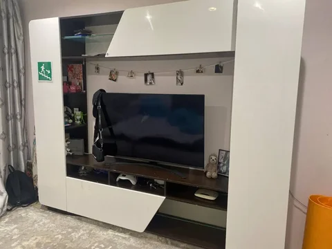 Стенка под телевизор - частное объявление в Ярославль