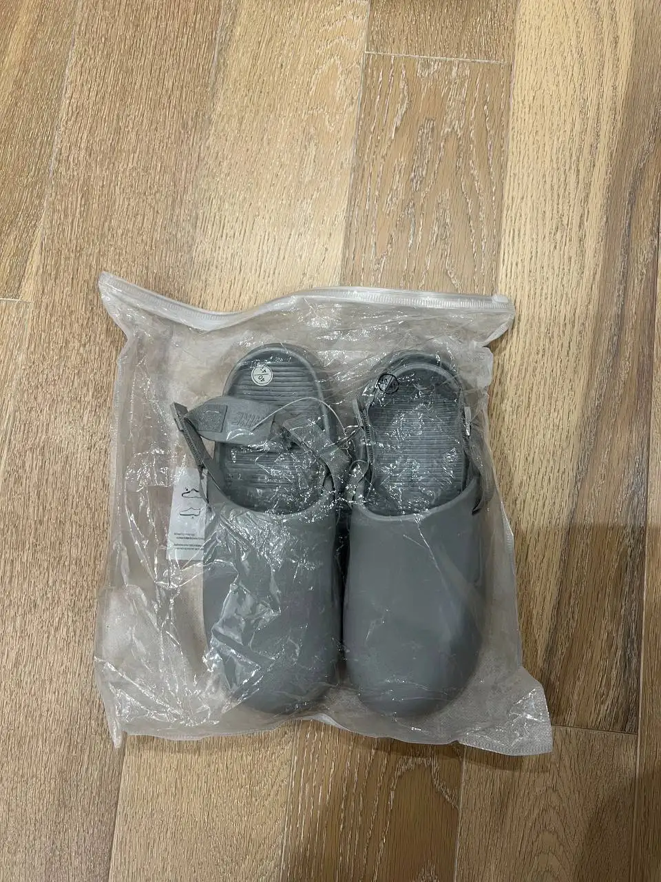 Новые сланцы Nike размер 40-40,5 - Обувь (Одежда) в Ярославль