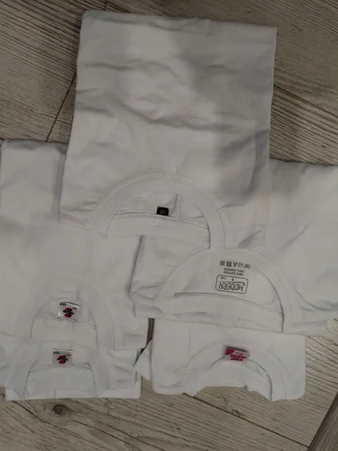 Продам футболки - Футболки в Ярославль