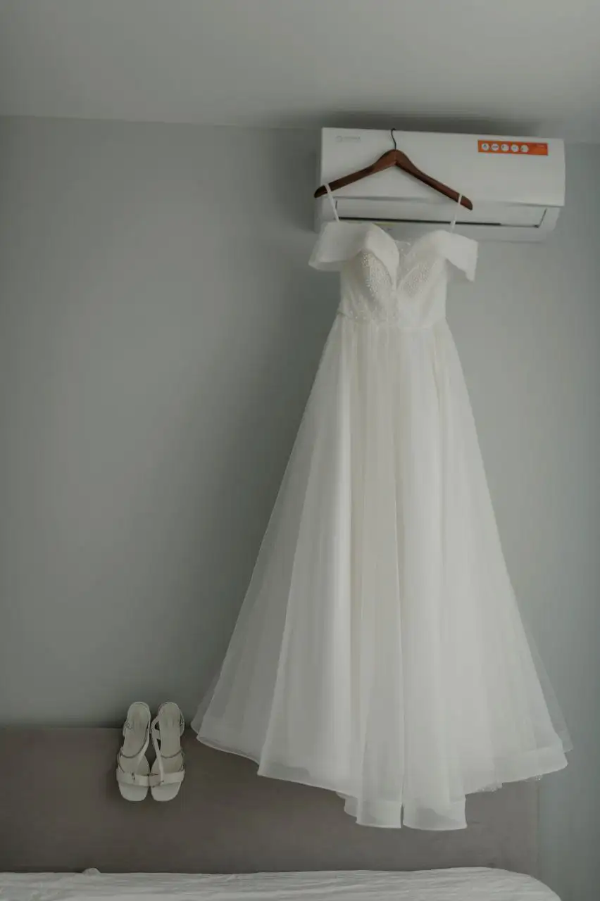 Продам свадебное платье - Свадебная одежда (Одежда) в Ярославль